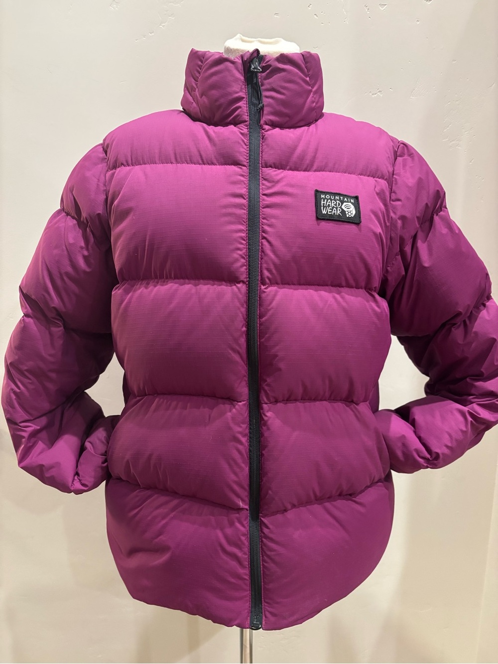 Mountain Hardwear Women's Bright Magenta Quilted Puffer Jacket